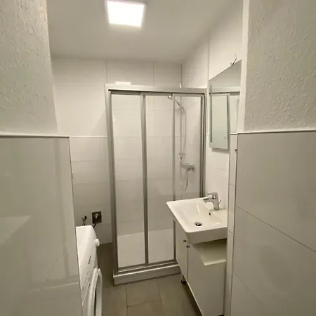 Lejlighed Zur Schleuse - Bis 6 Personen Mit Gem Garten Rostock