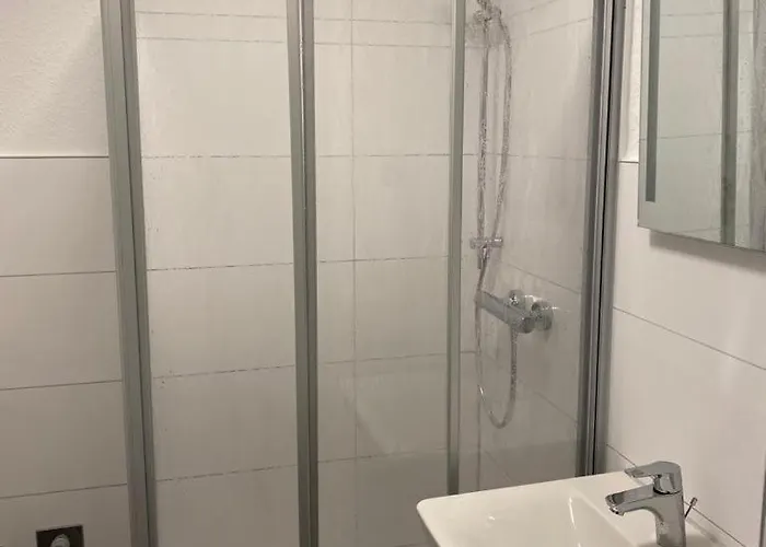 Zur Schleuse - Bis 6 Personen Mit Gem Garten * ロストック